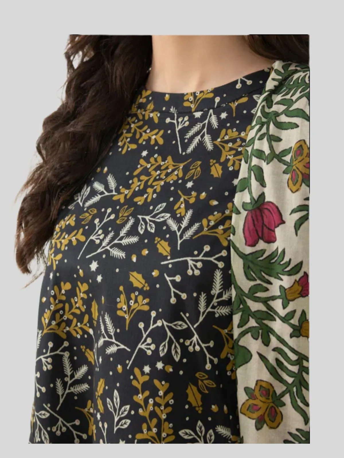 Sapphire 3-PC Printed Unstitched Lawn Suit - Image 2