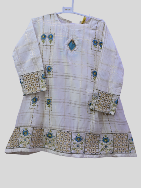 Girl's Embraided 3-Pc Stitched Suit