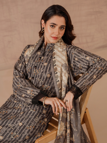 Nishat Vol 3 Printed Unstitched 3-PC Lawn Suit