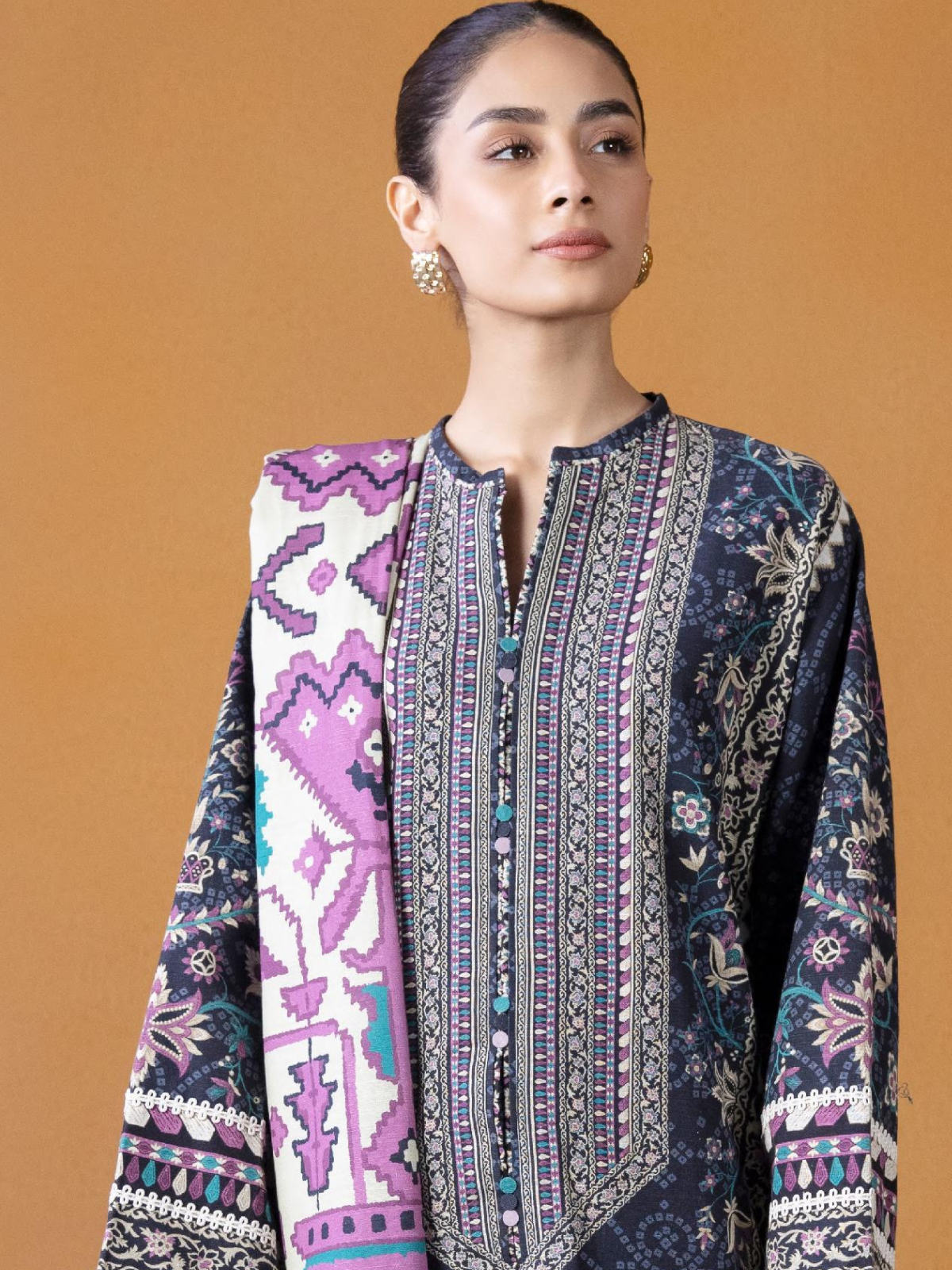 Sapphire Vol 3 Printed Unstitched 3-PC Lawn Suit - Image 2