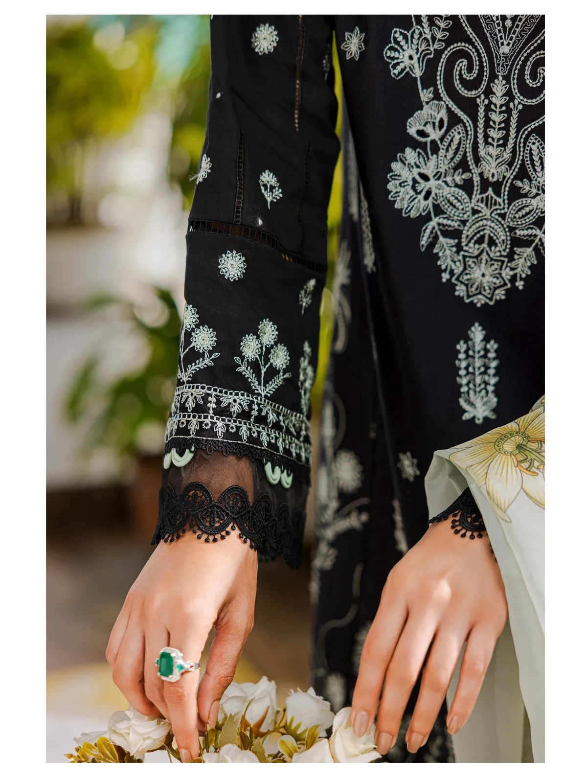 Zellbury 3-PC Cotton Unstitched Chikankari Suit - Image 3